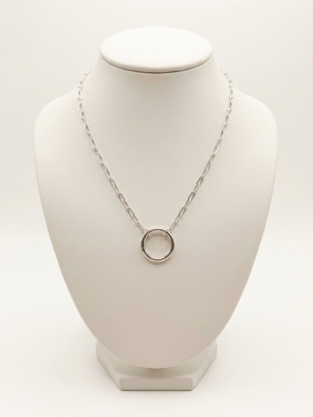 NOX JEWELS minimalist silver eternity circle necklace